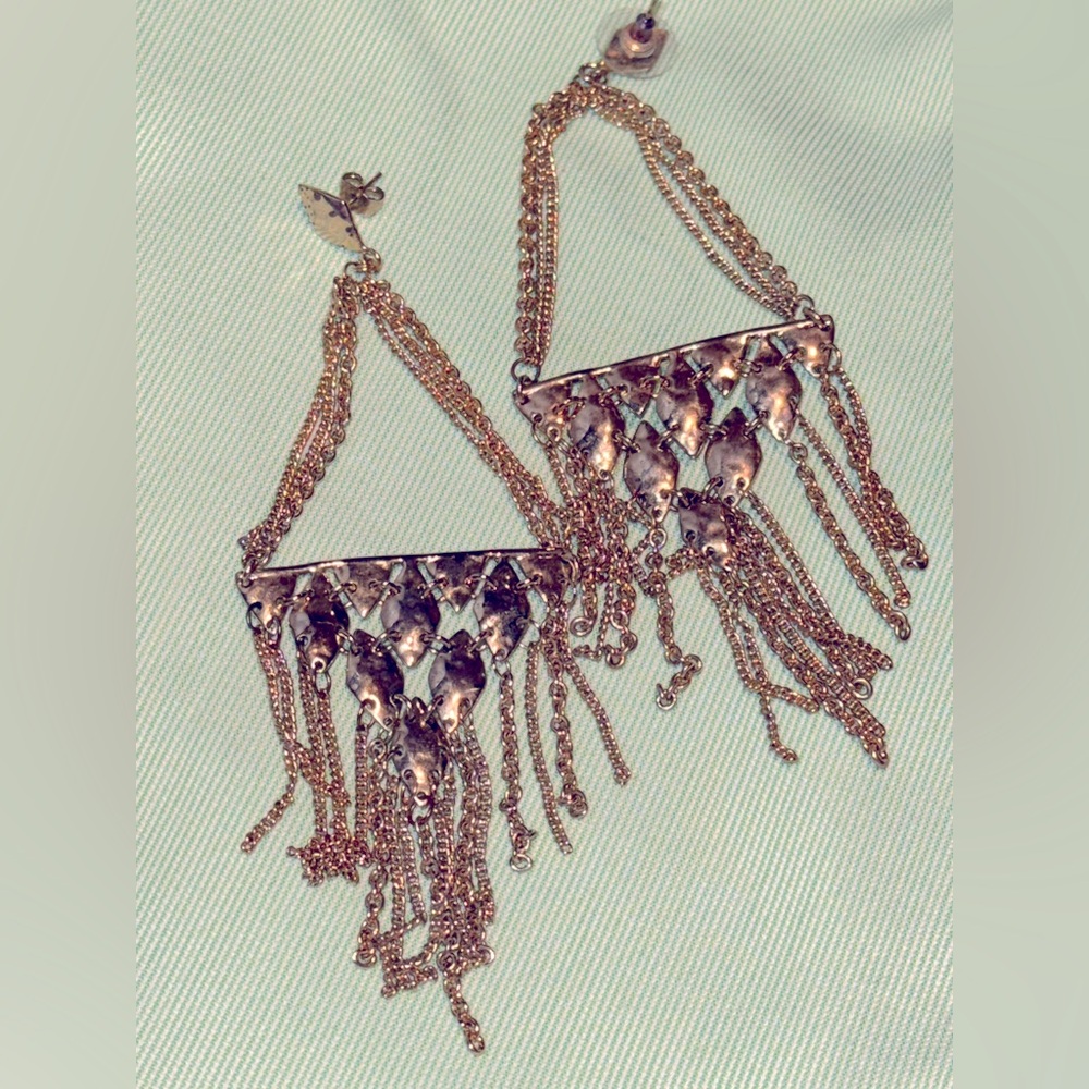 Kendra Scott Mandy Chandelier Earrings EUC
